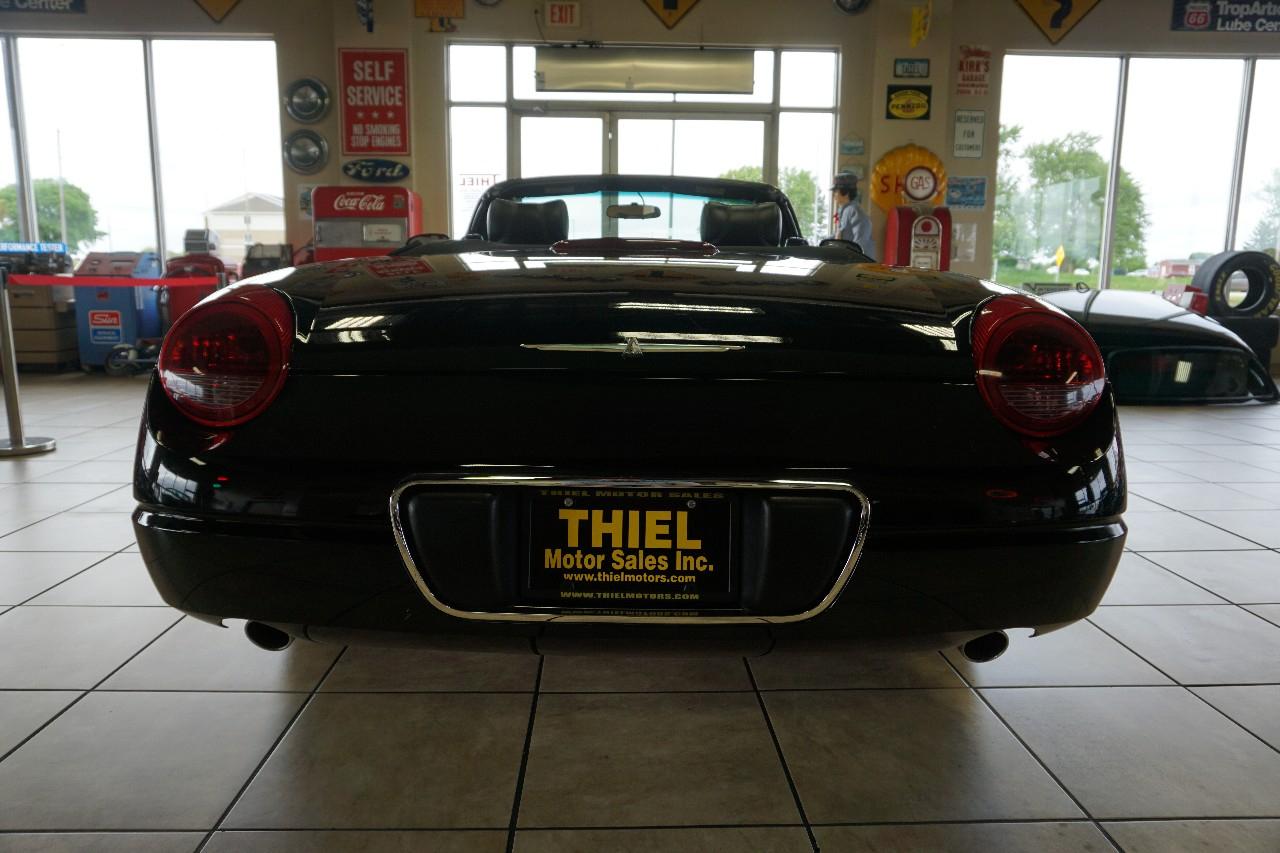 Ford Thunderbird  2003