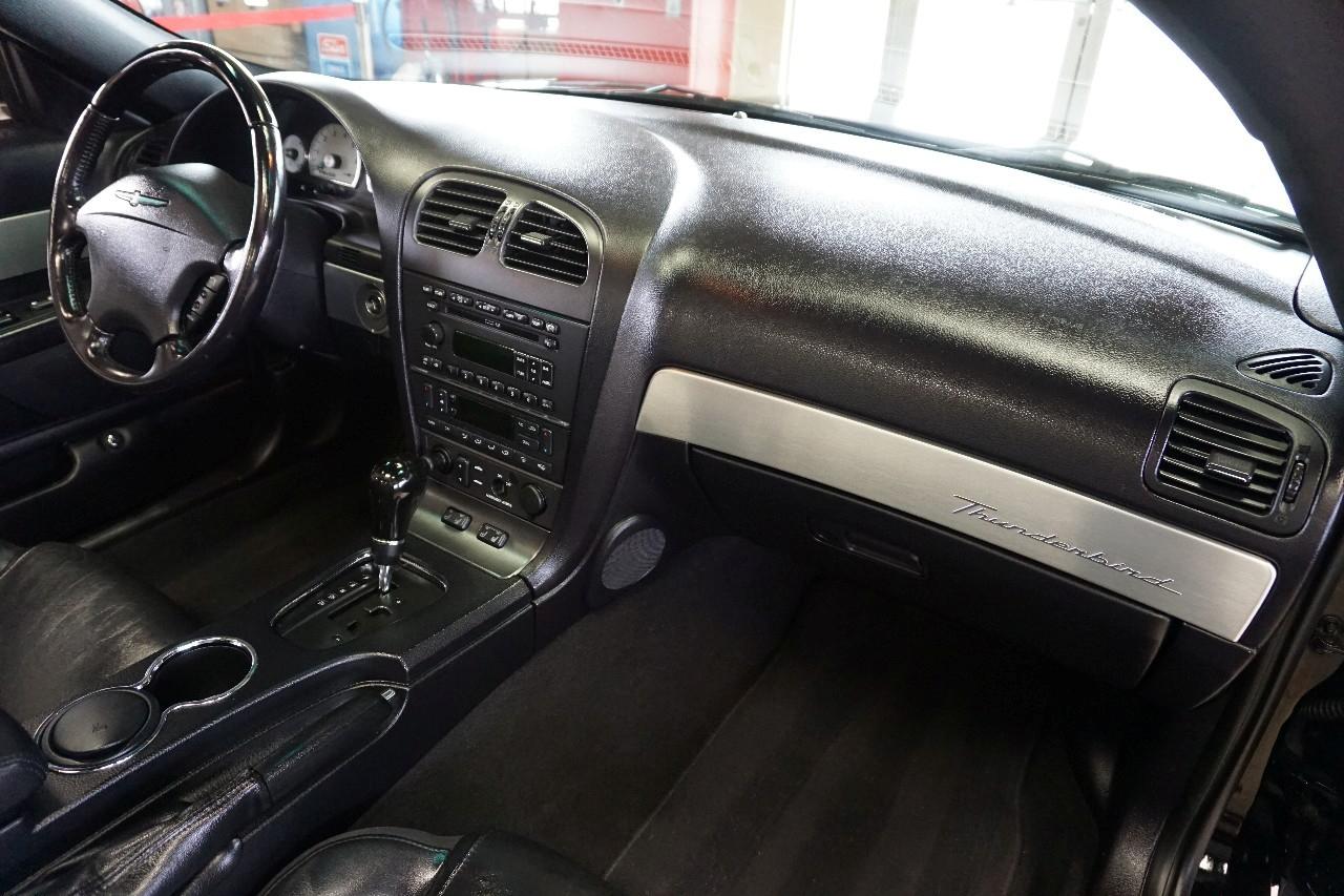 Ford Thunderbird  2003