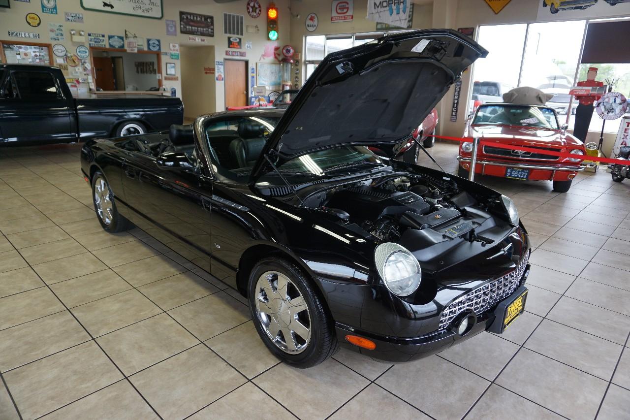 Ford Thunderbird  2003