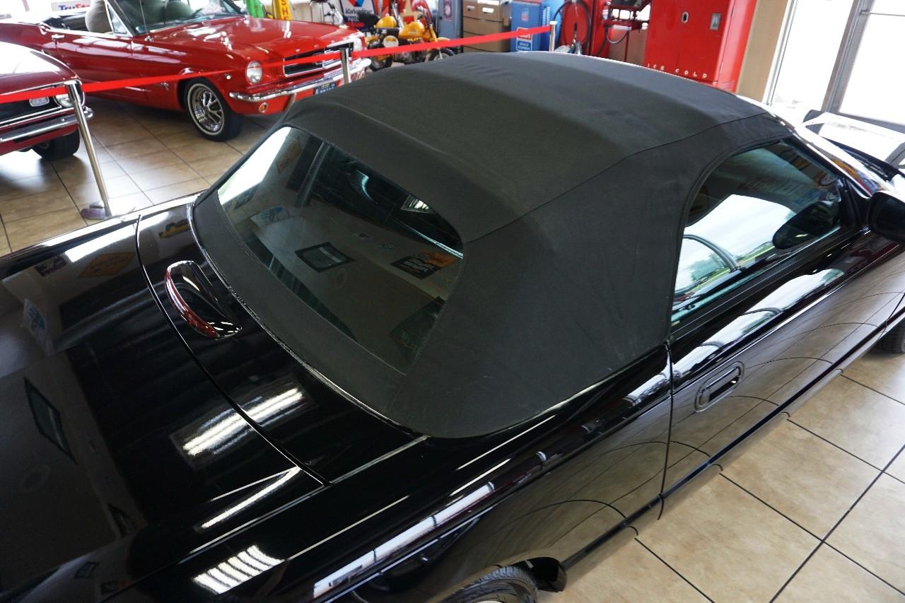 Ford Thunderbird  2003