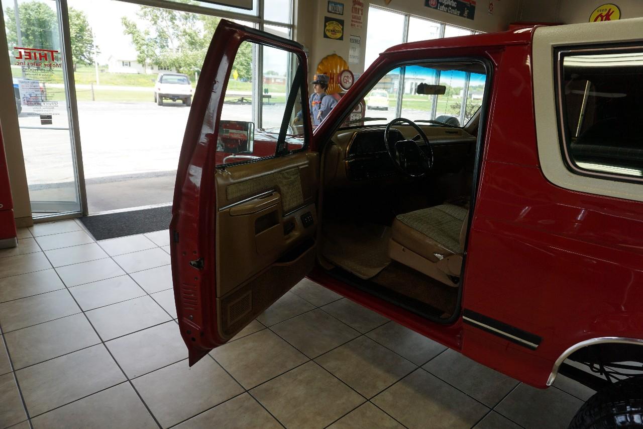 Ford Bronco  1989