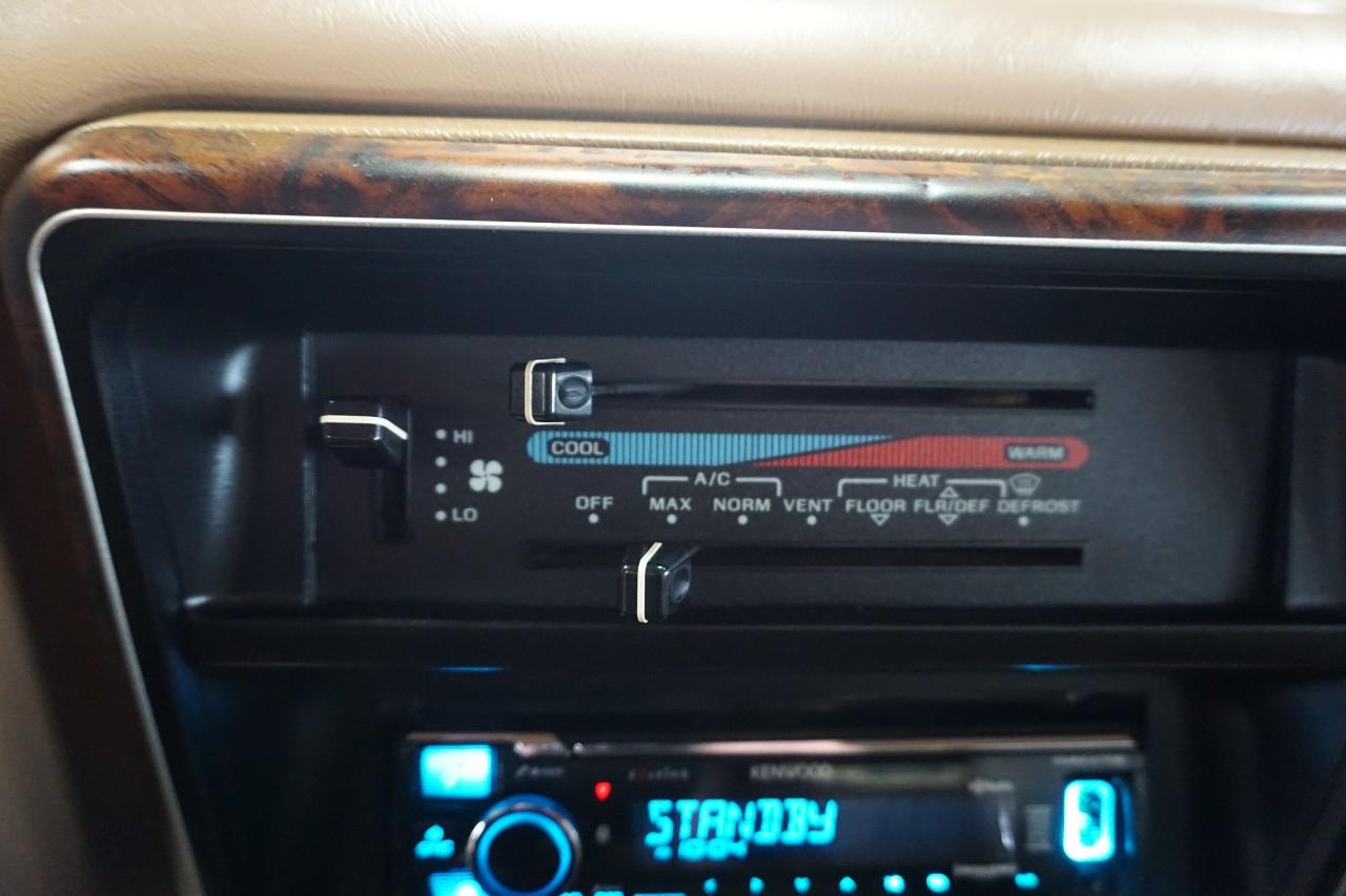 Ford Bronco  1989