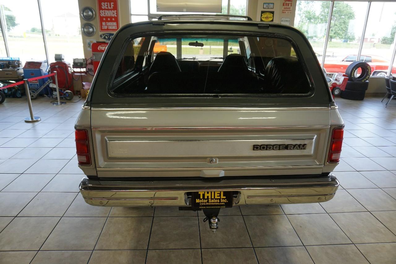 Dodge Ram Charger  1987