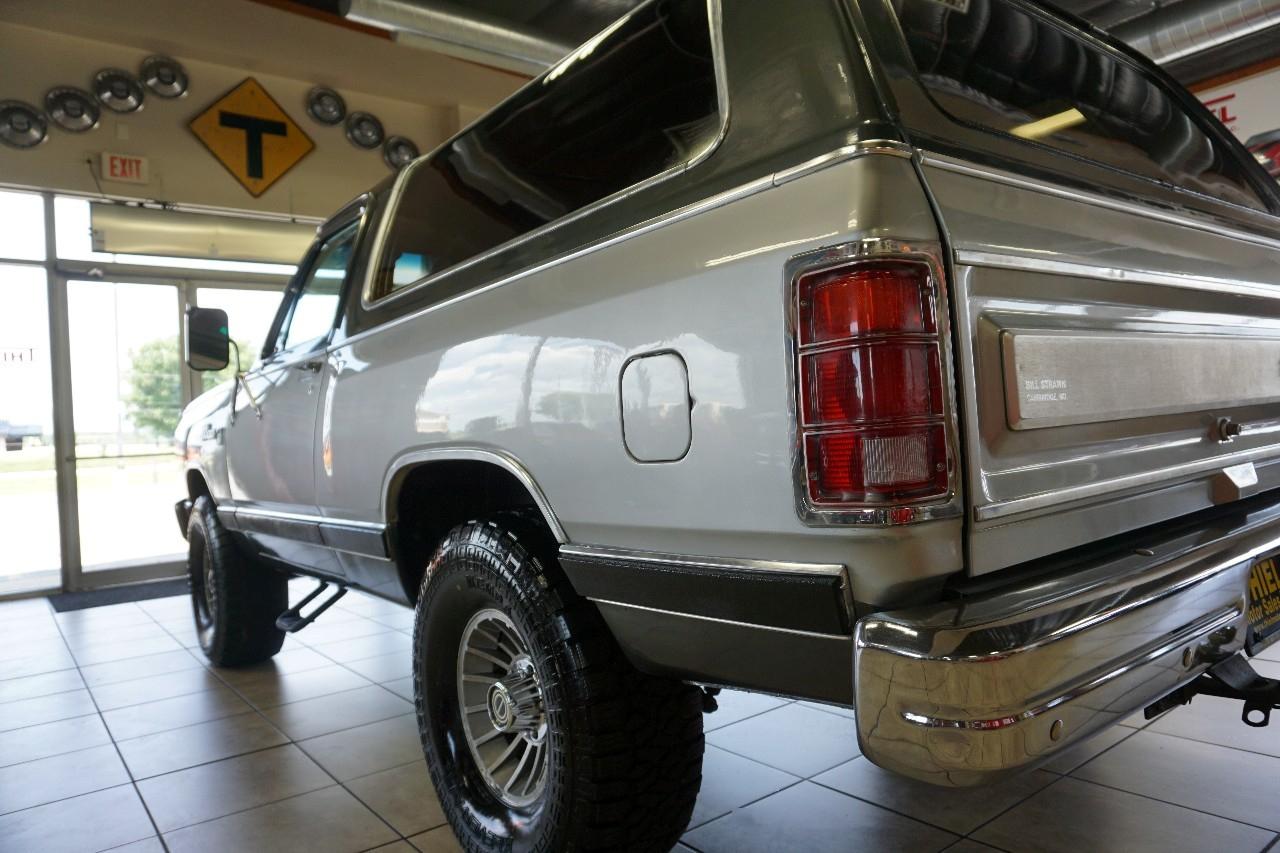 Dodge Ram Charger  1987