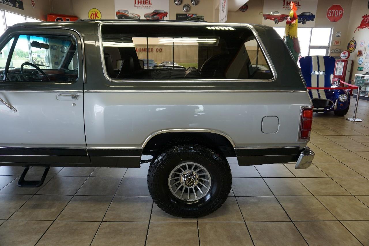 Dodge Ram Charger  1987