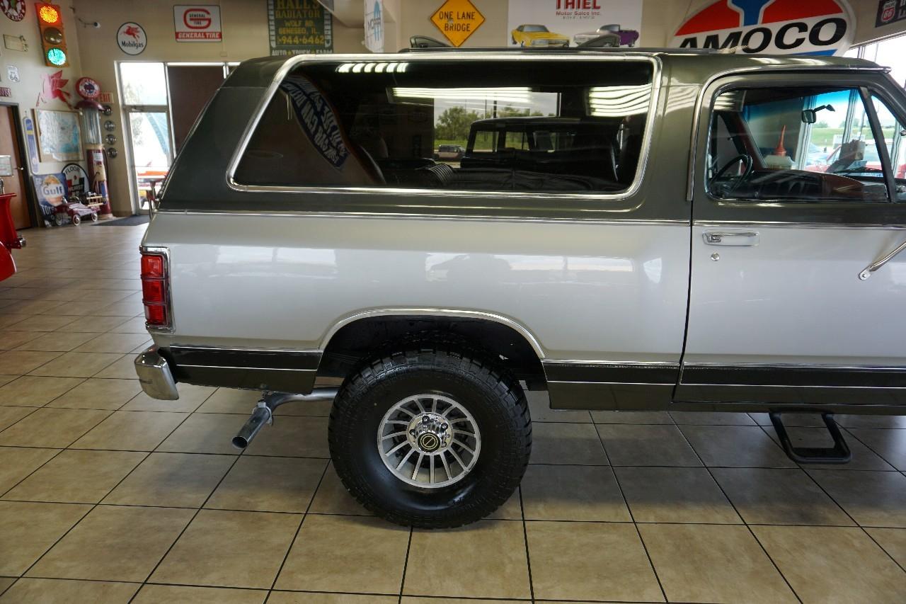 Dodge Ram Charger  1987
