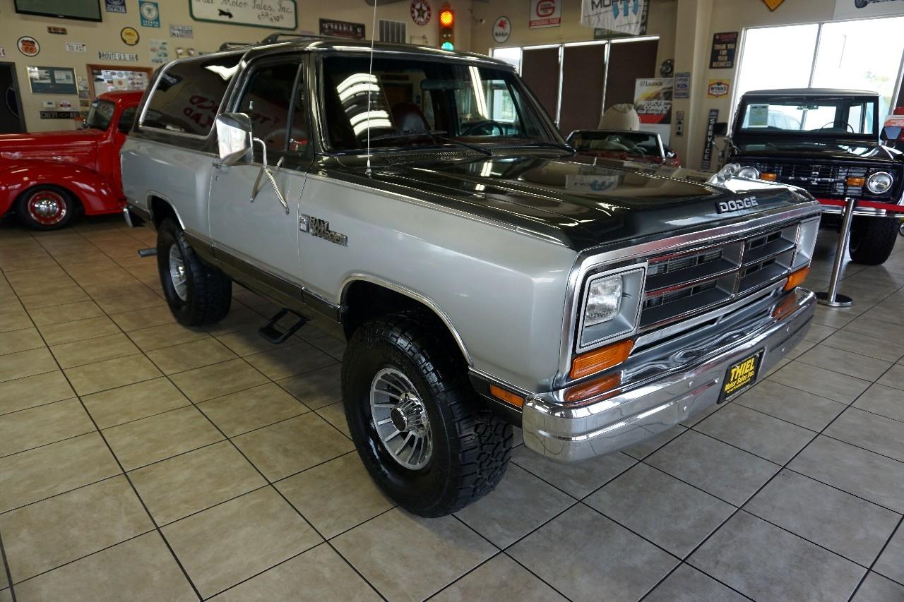 Dodge Ram Charger  1987