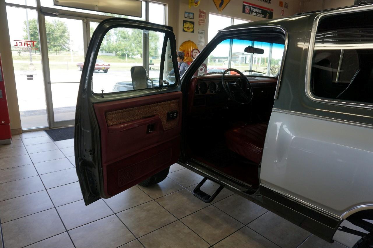 Dodge Ram Charger  1987