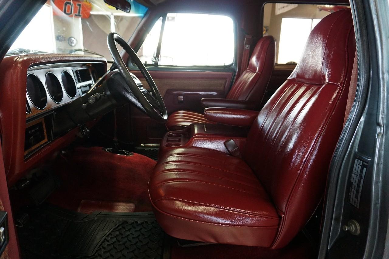 Dodge Ram Charger  1987