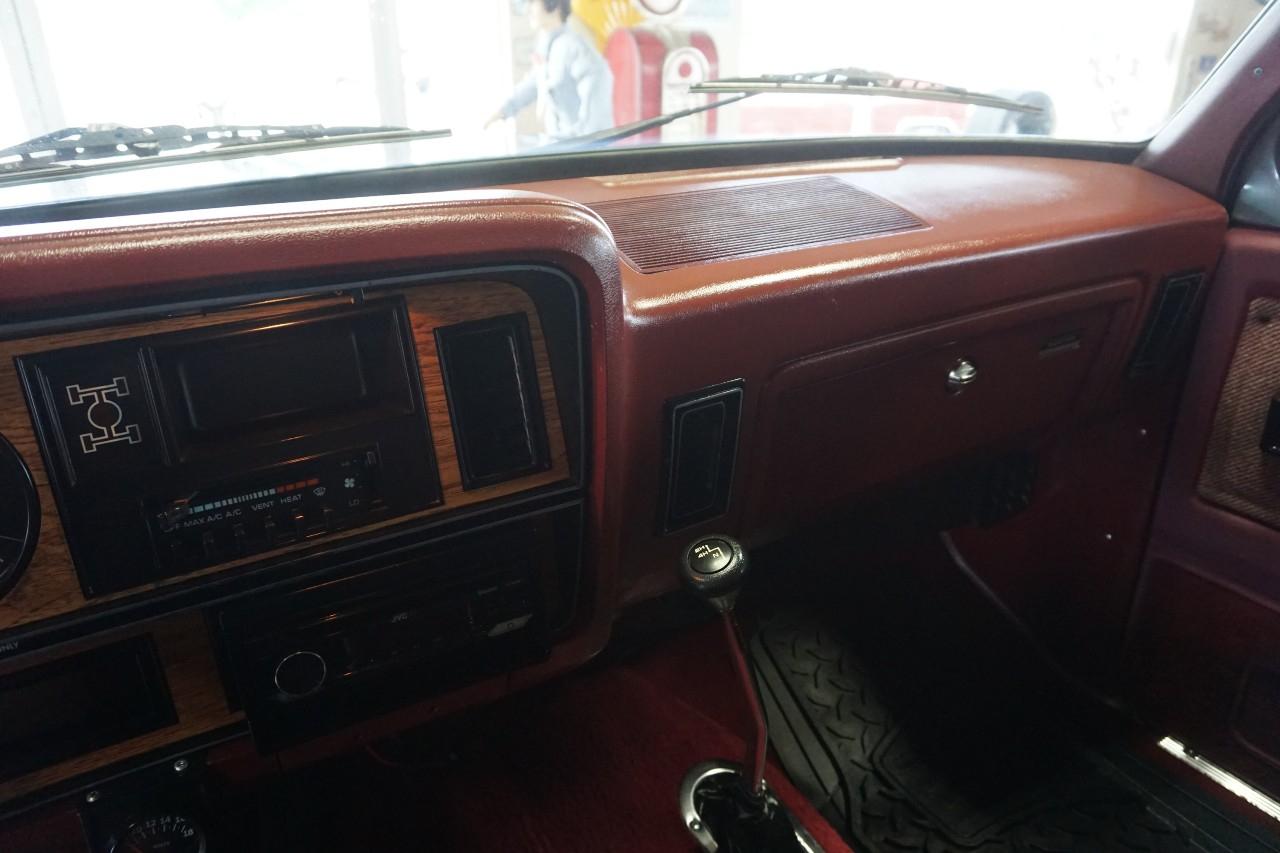Dodge Ram Charger  1987