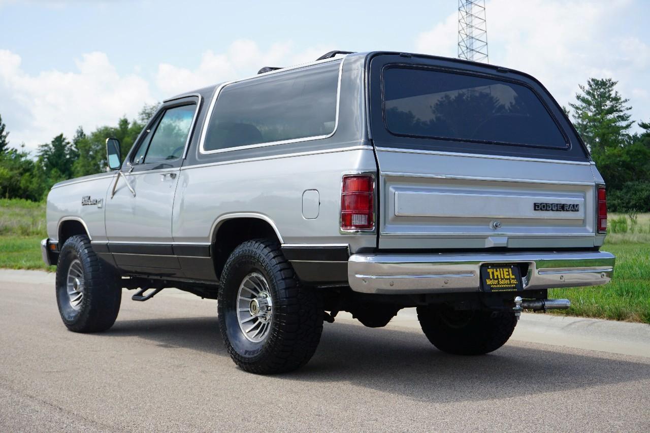 Dodge Ram Charger  1987