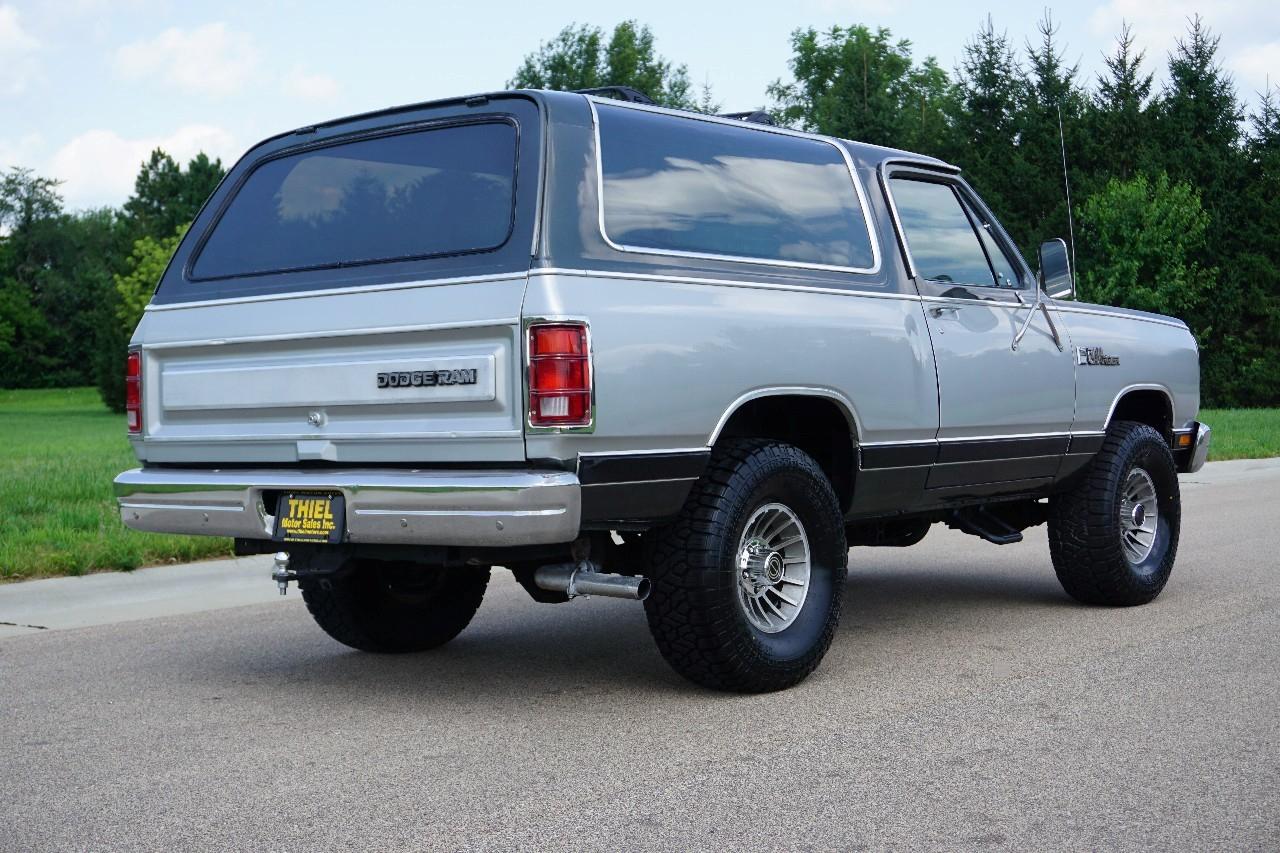 Dodge Ram Charger  1987