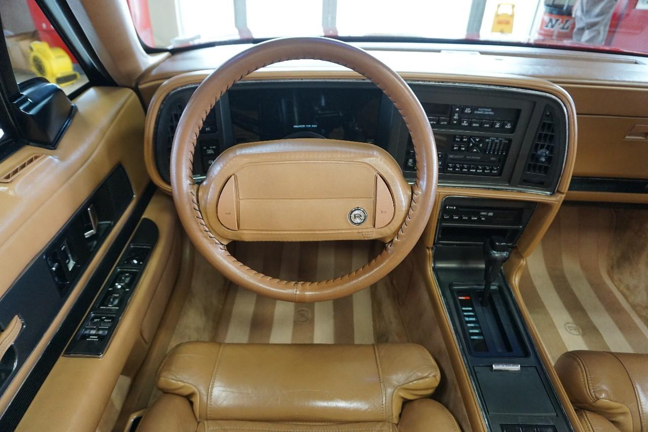 Buick Reatta  1990
