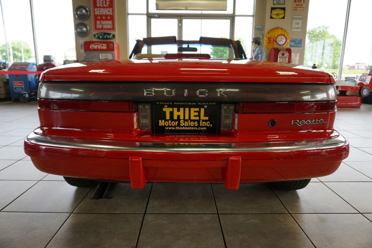 Buick Reatta  1990