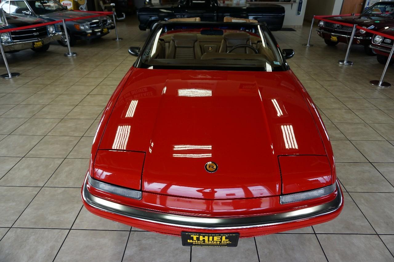 Buick Reatta  1990