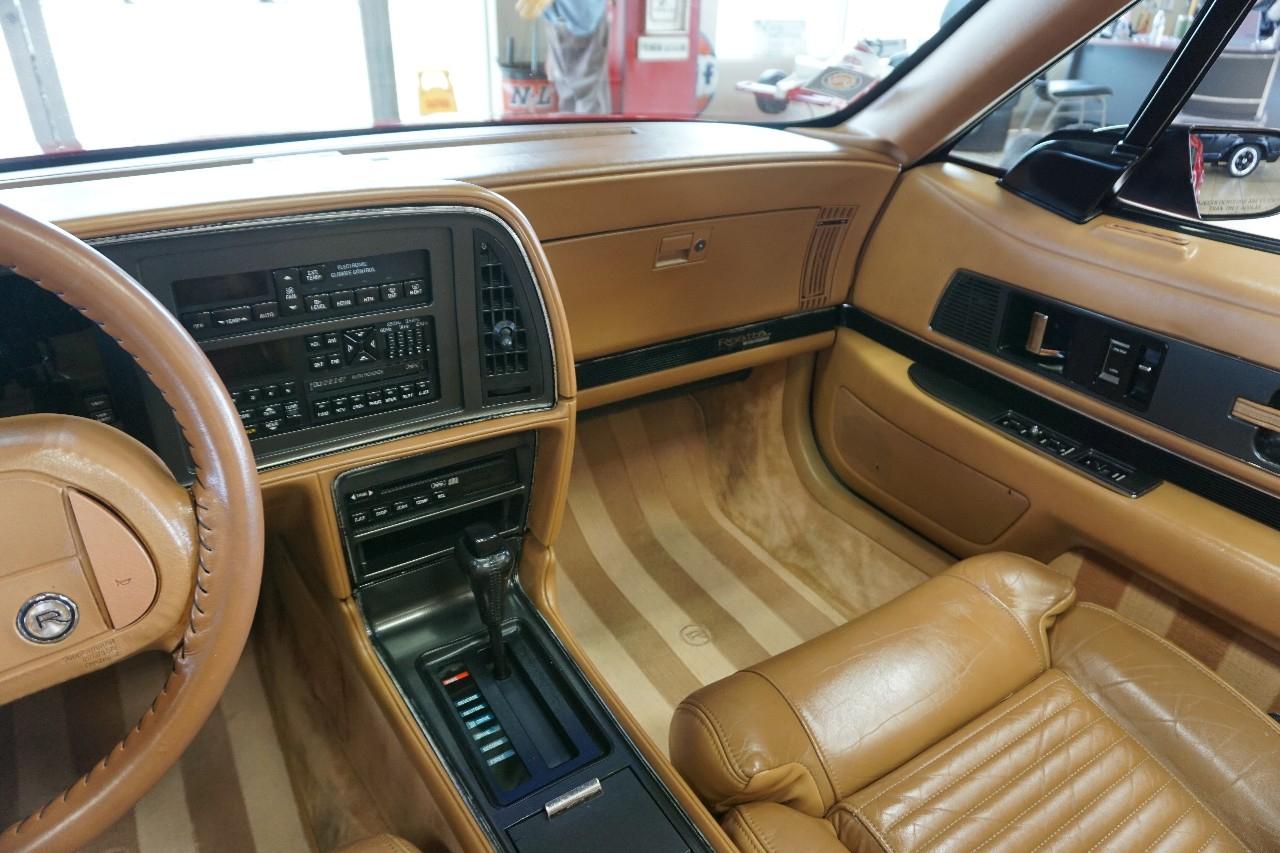 Buick Reatta  1990