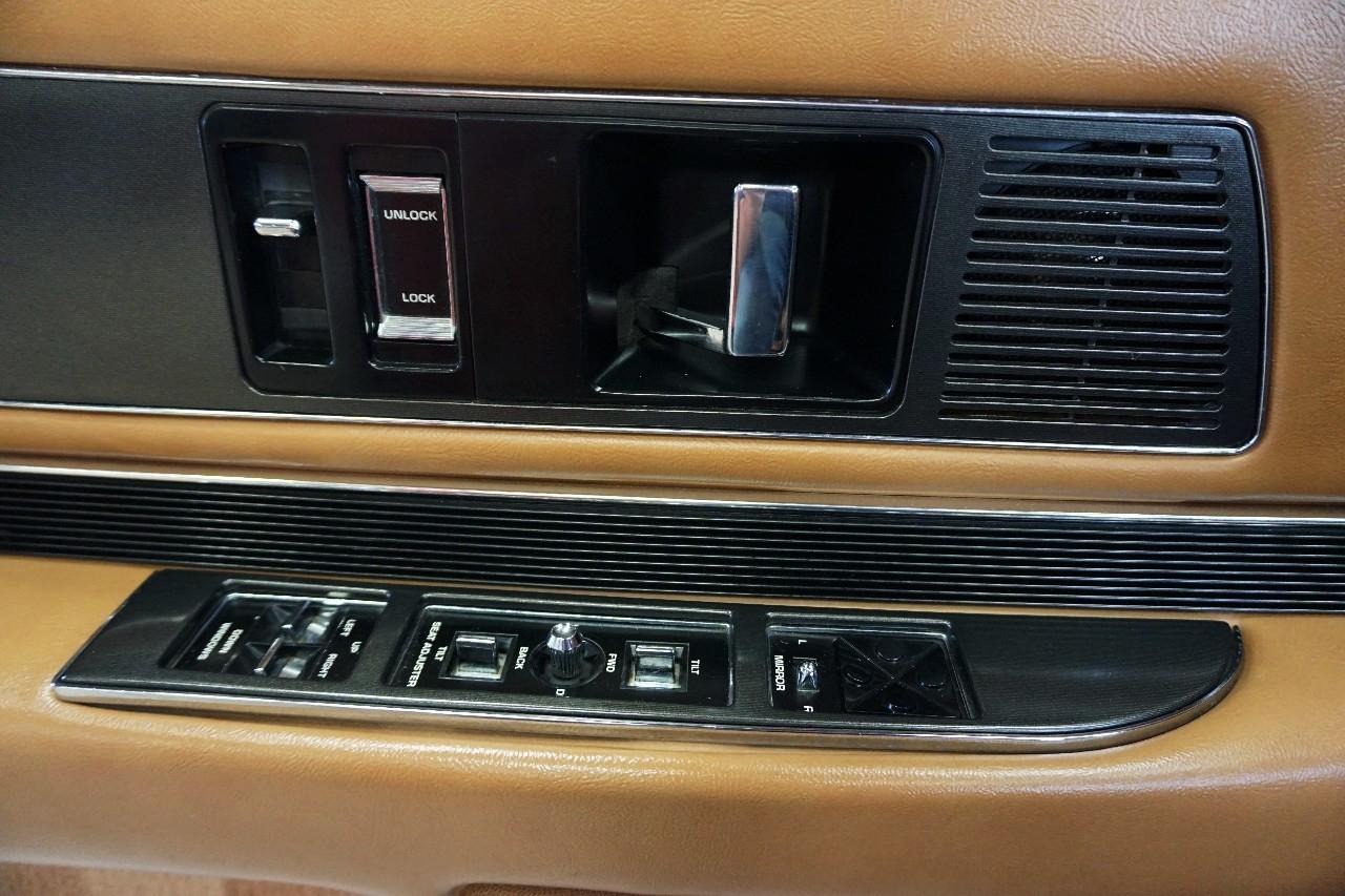 Buick Reatta  1990