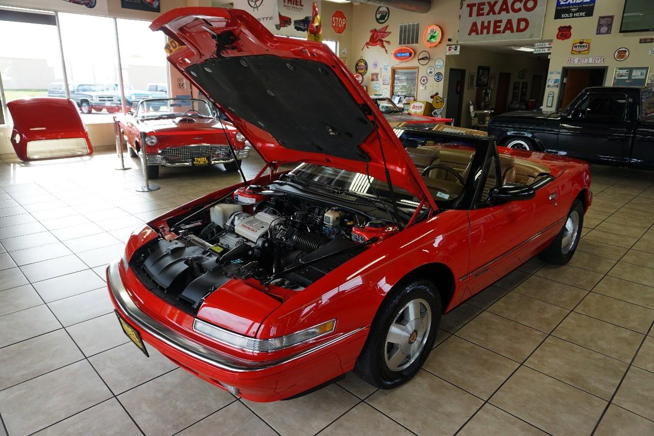 Buick Reatta  1990
