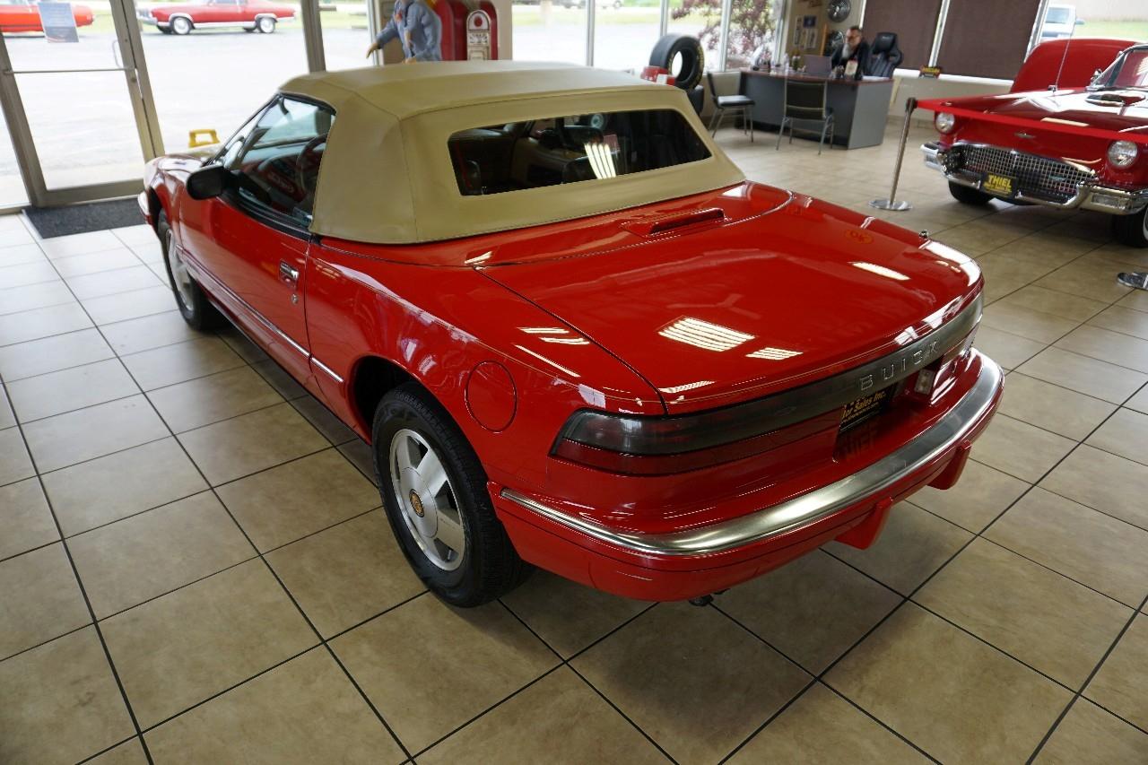 Buick Reatta  1990