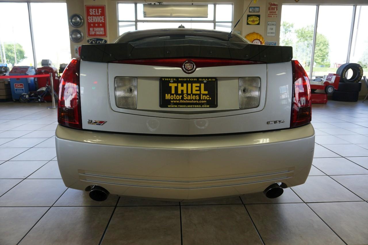 Cadillac CTS  2004