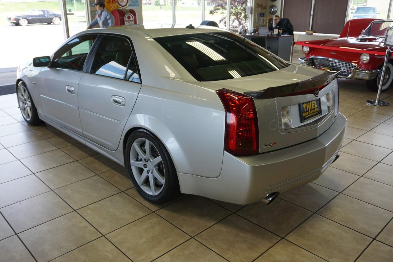 Cadillac CTS  2004