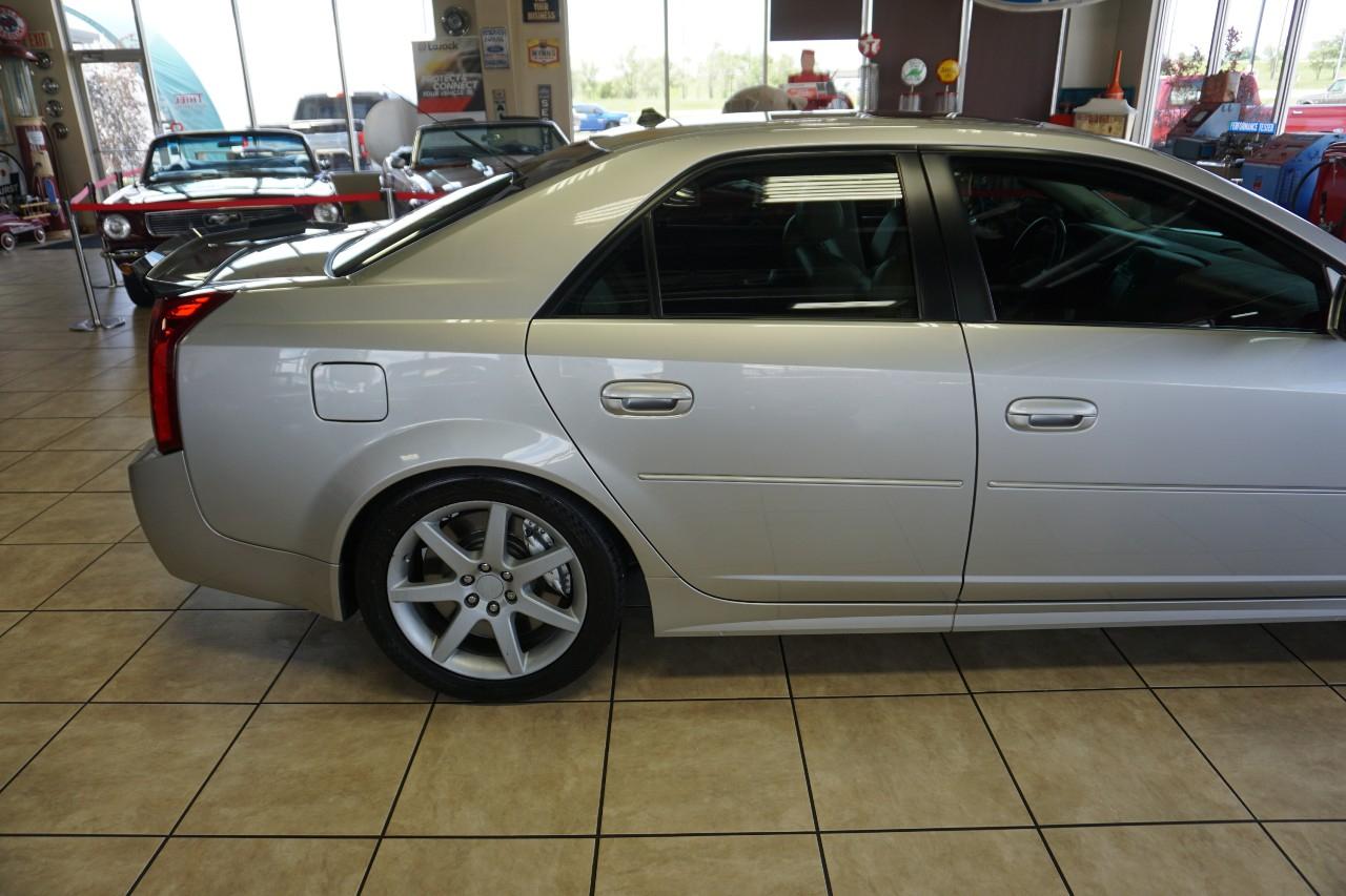 Cadillac CTS  2004