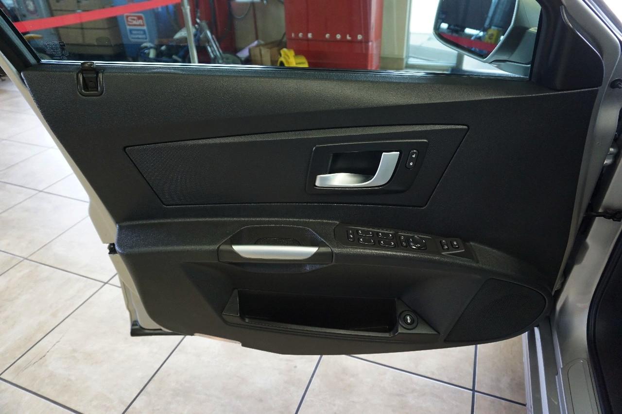 Cadillac CTS  2004