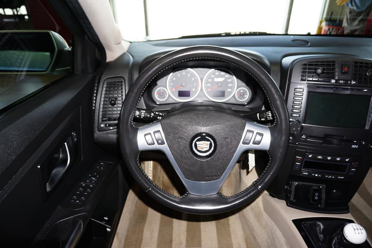 Cadillac CTS  2004