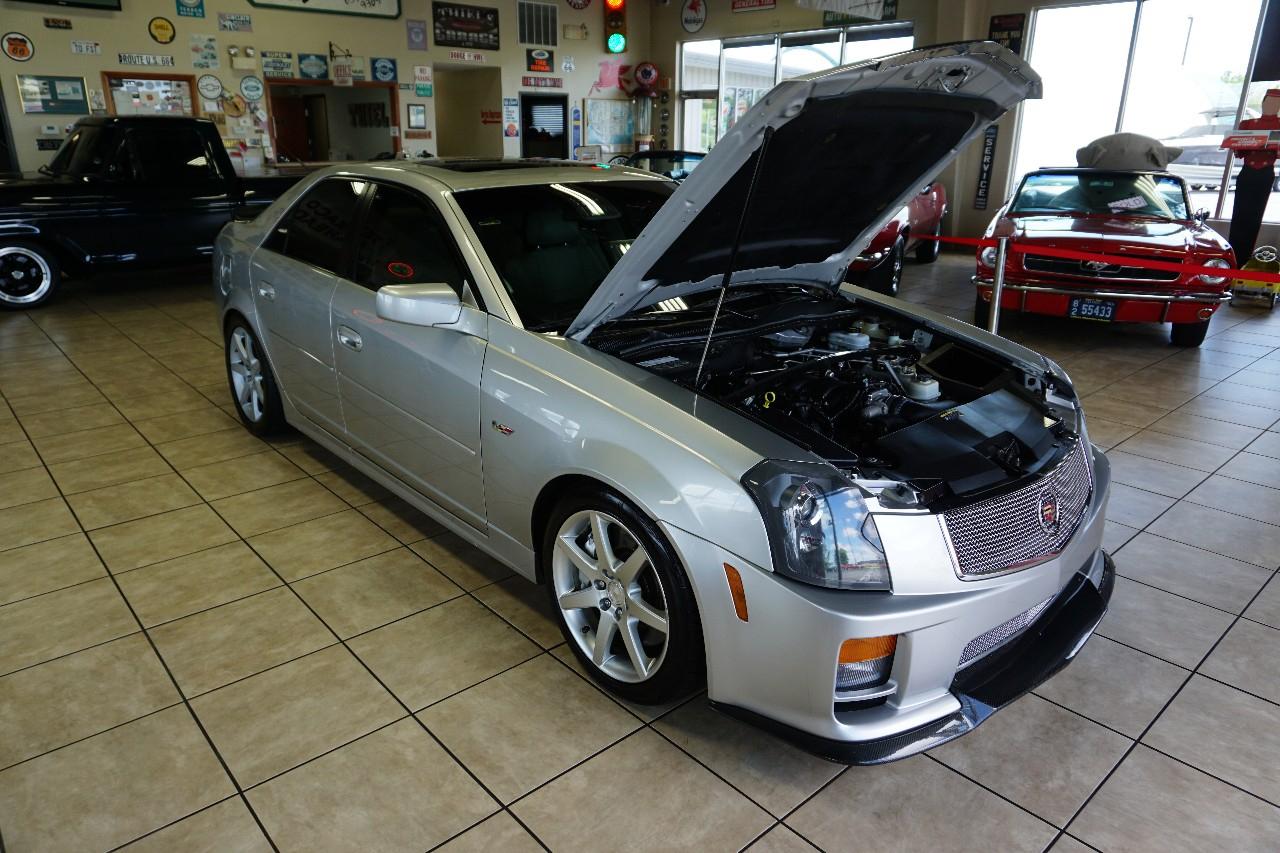 Cadillac CTS  2004
