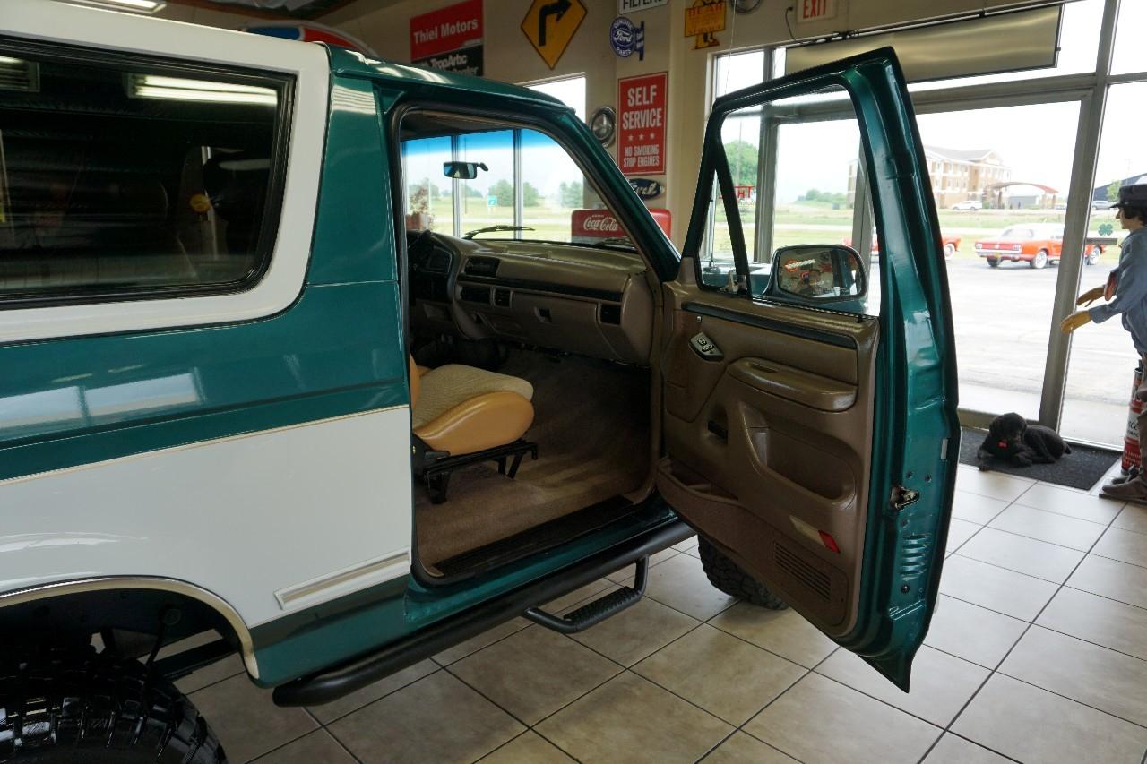 Ford Bronco  1996