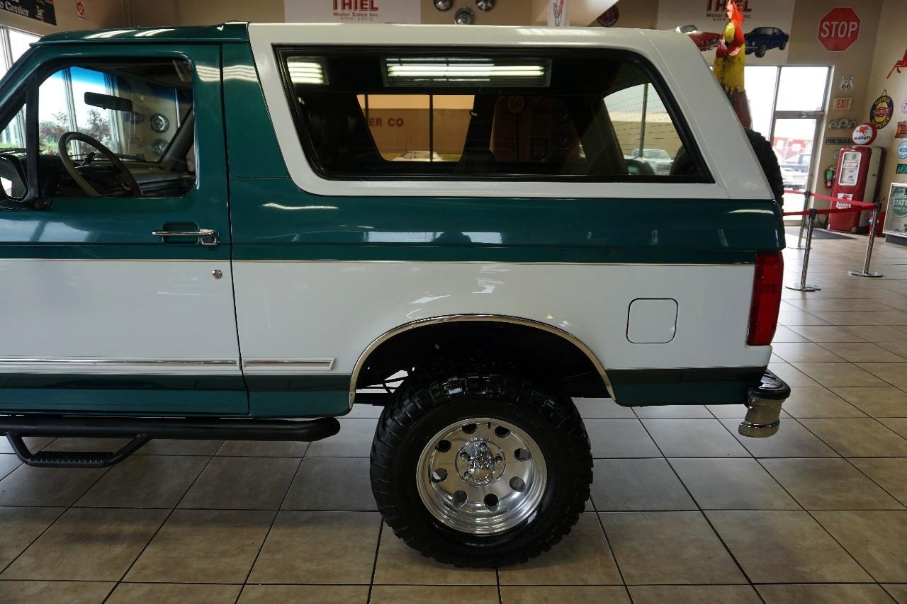 Ford Bronco  1996