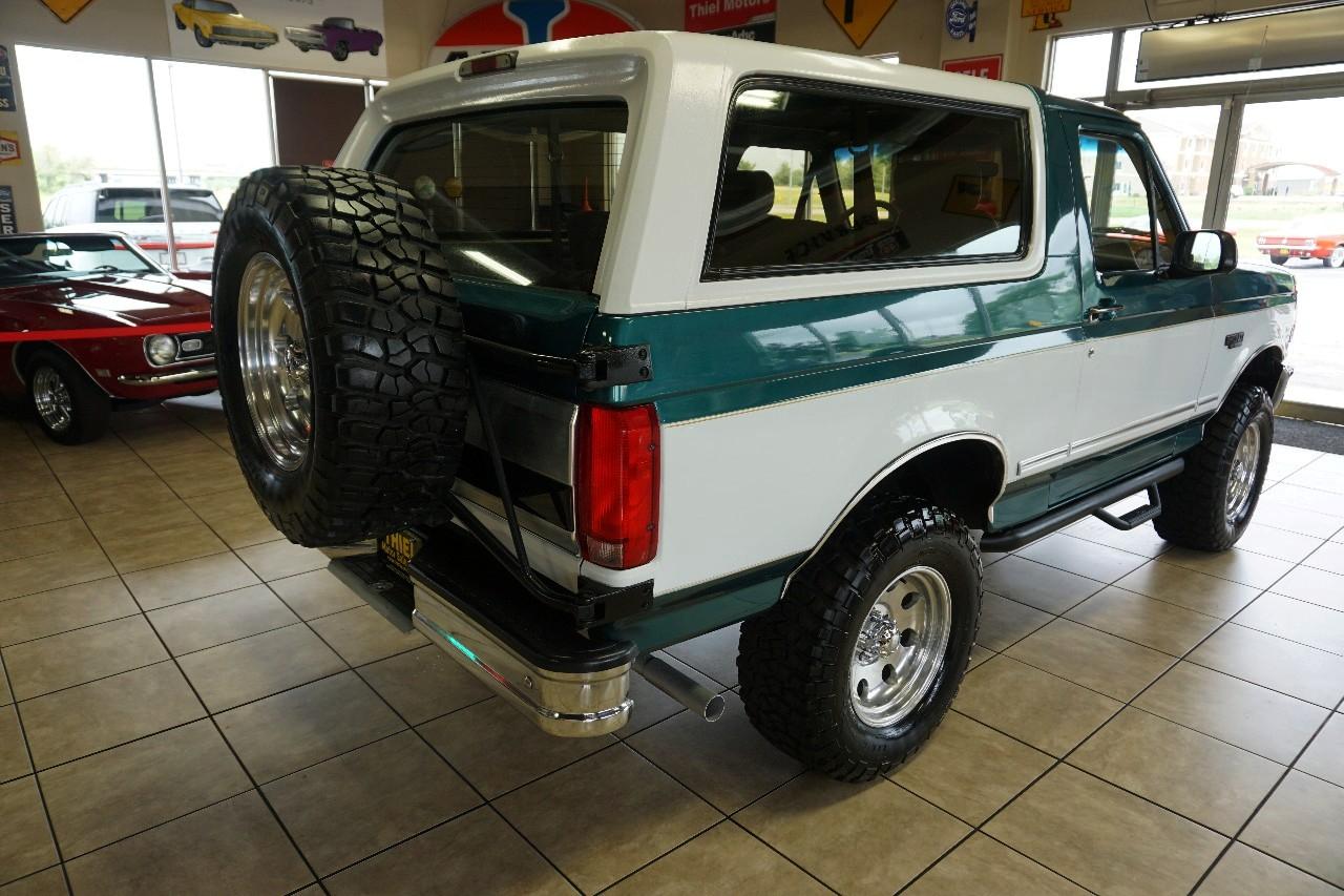 Ford Bronco  1996
