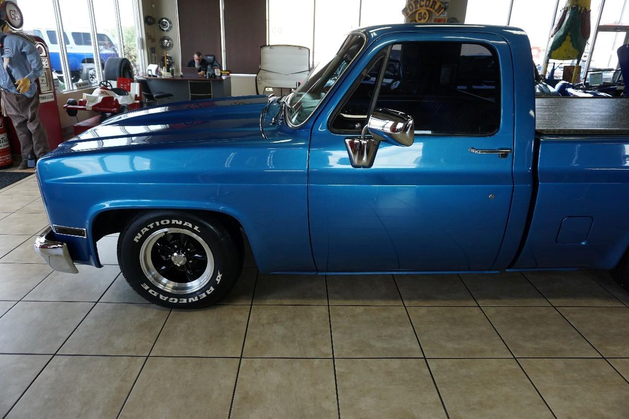 Chevrolet C/K 10  1983