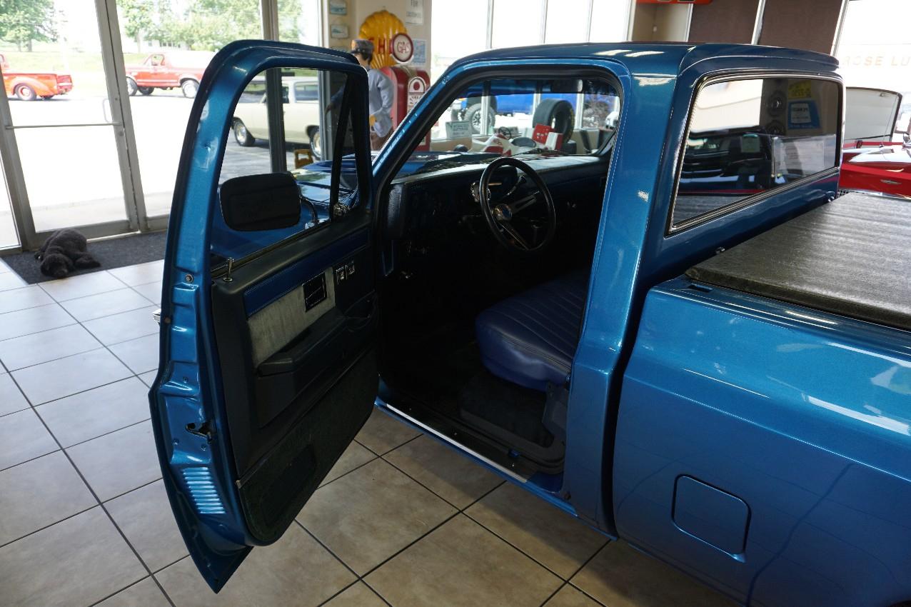 Chevrolet C/K 10  1983