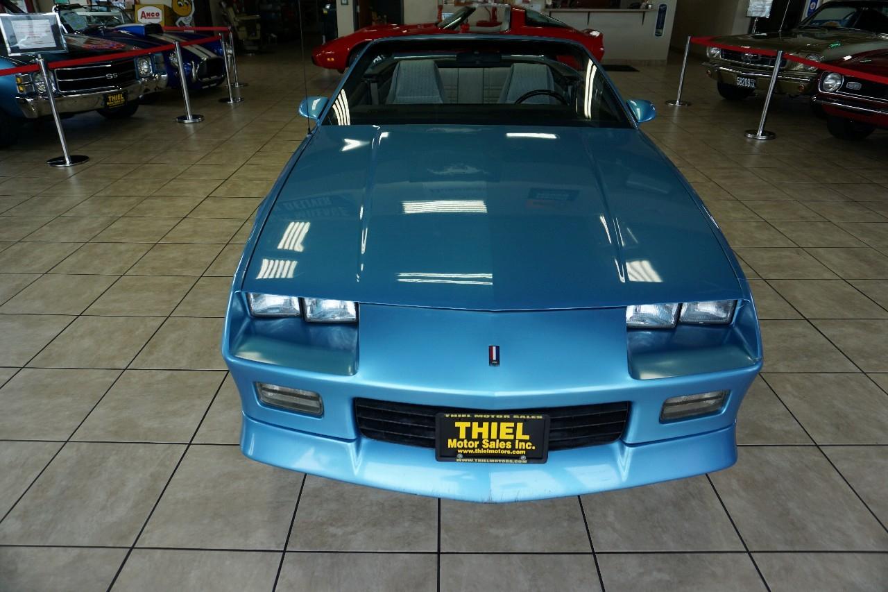 Chevrolet Camaro  1991