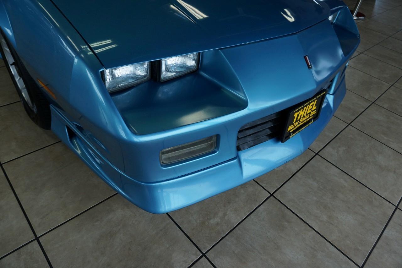 Chevrolet Camaro  1991