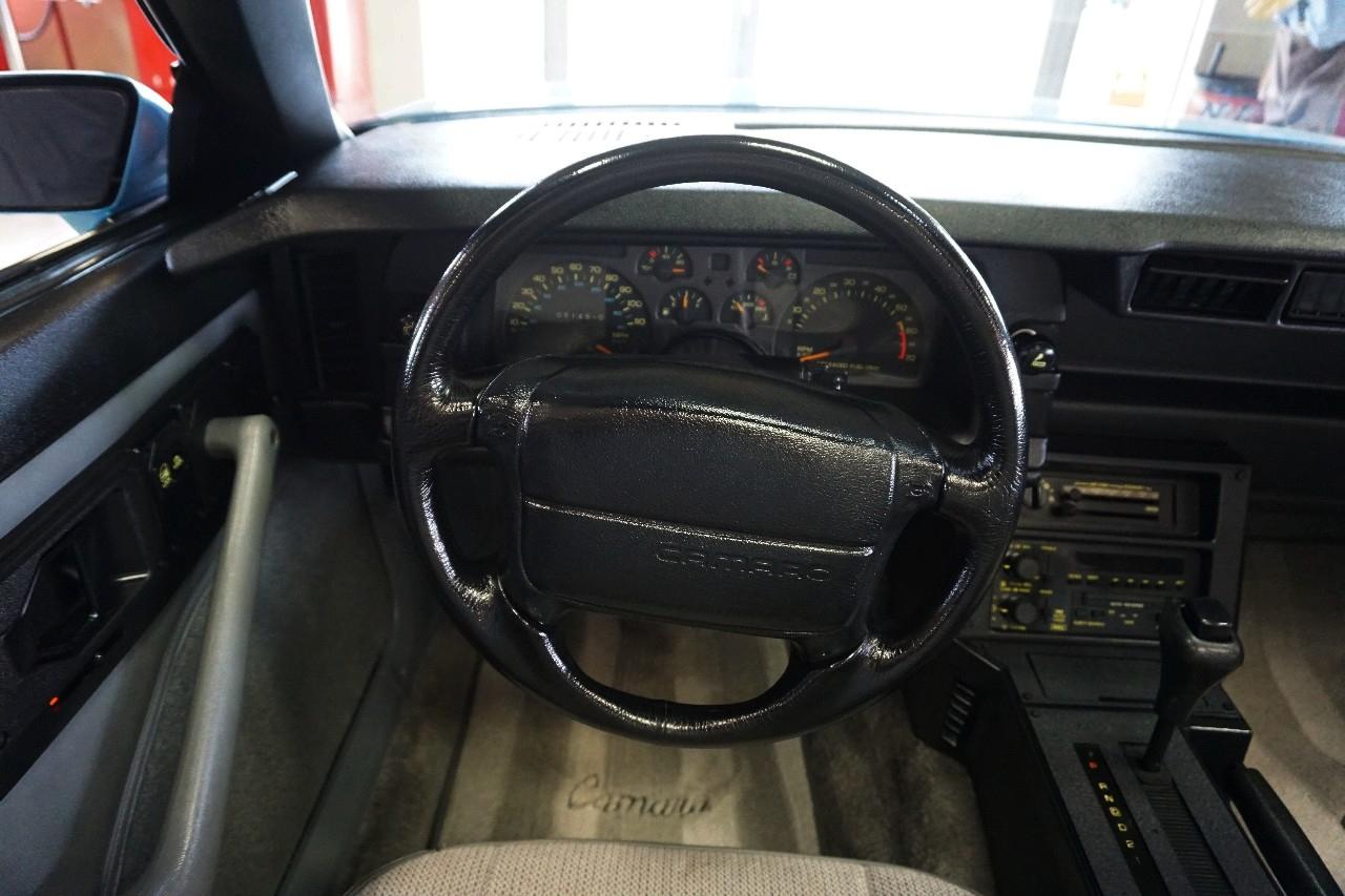 Chevrolet Camaro  1991