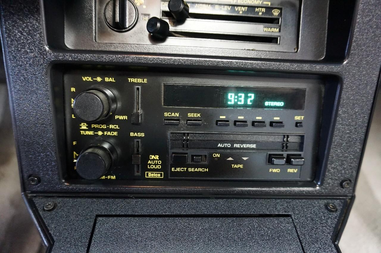 Chevrolet Camaro  1991