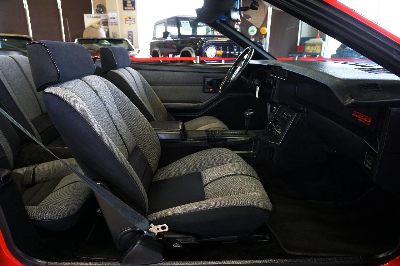 Chevrolet Camaro  1988