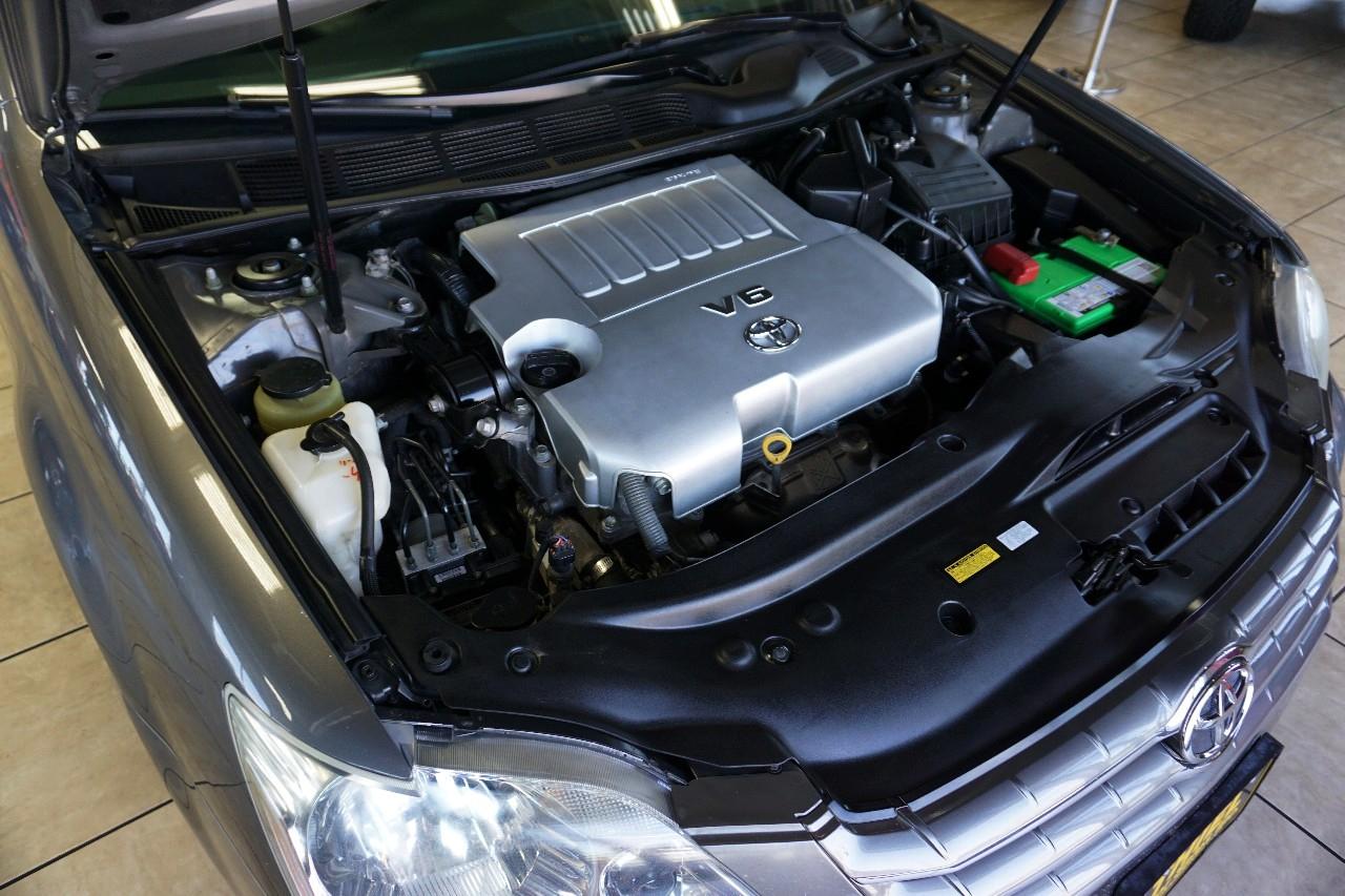 Toyota Avalon  2006