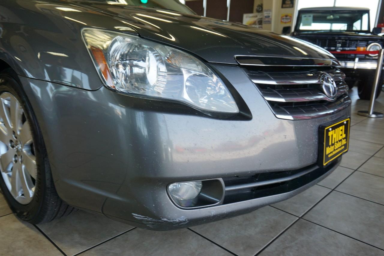 Toyota Avalon  2006