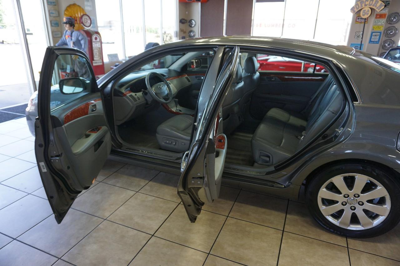 Toyota Avalon  2006