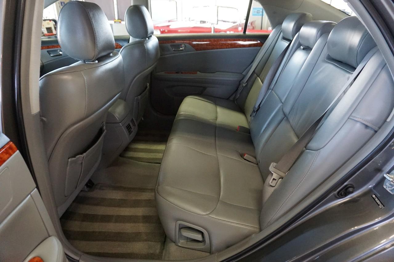 Toyota Avalon  2006