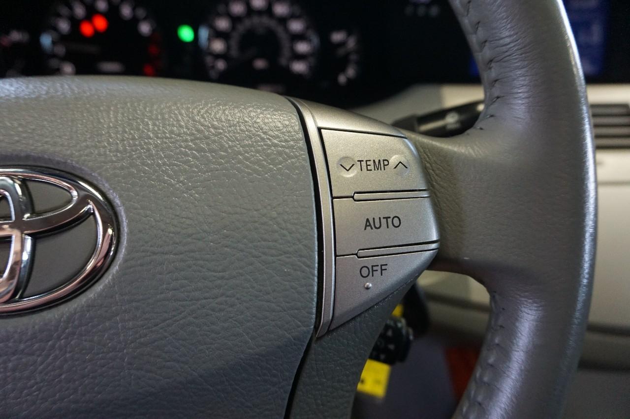 Toyota Avalon  2006