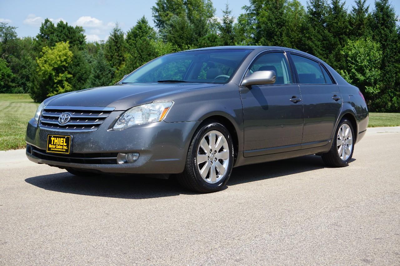 Toyota Avalon  2006