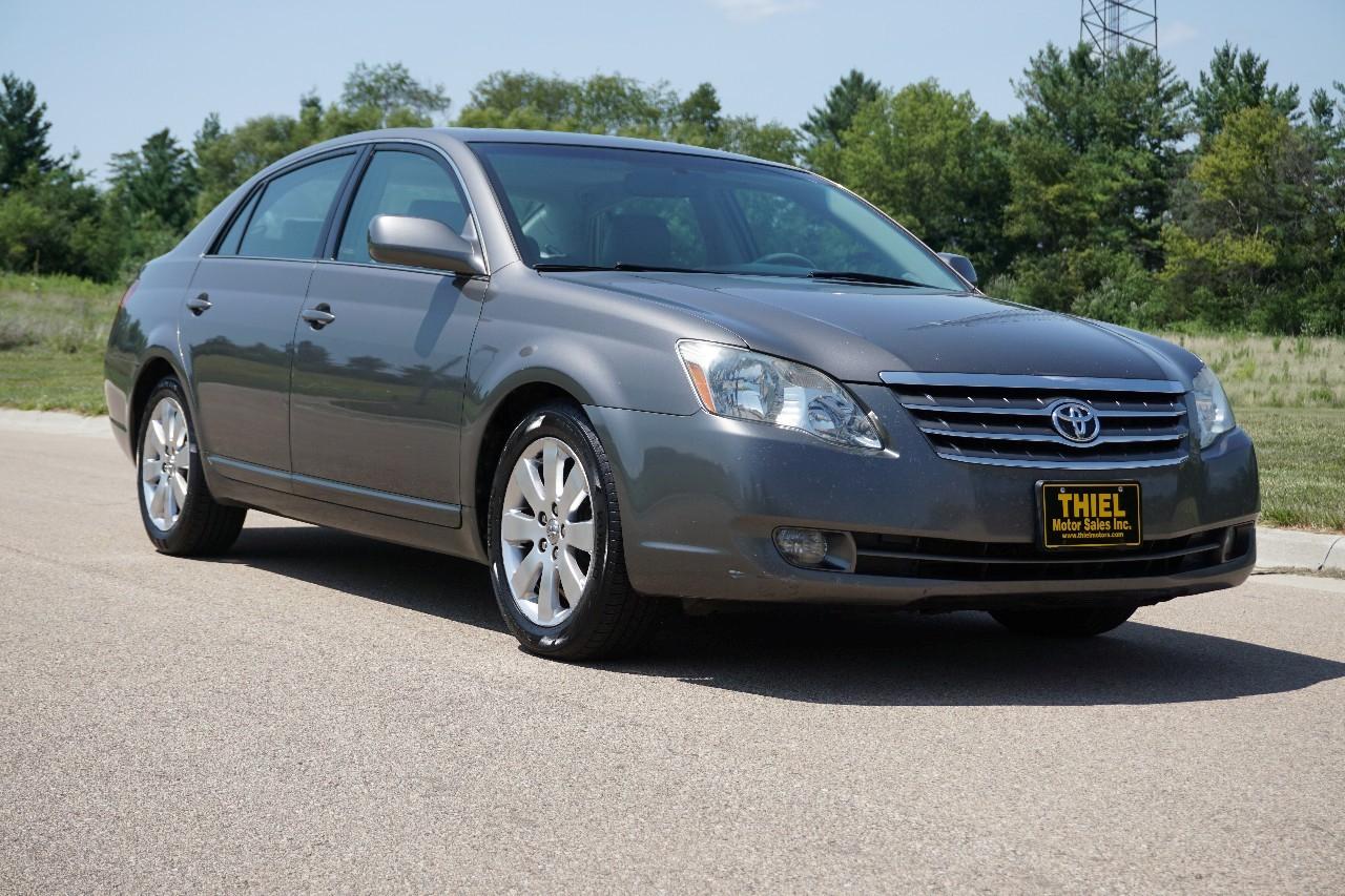 Toyota Avalon  2006