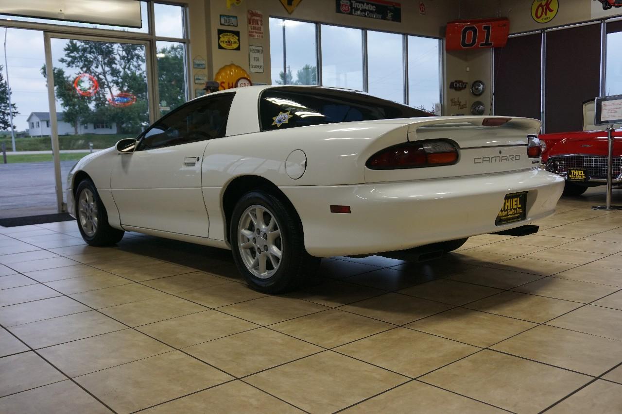 Chevrolet Camaro  2002