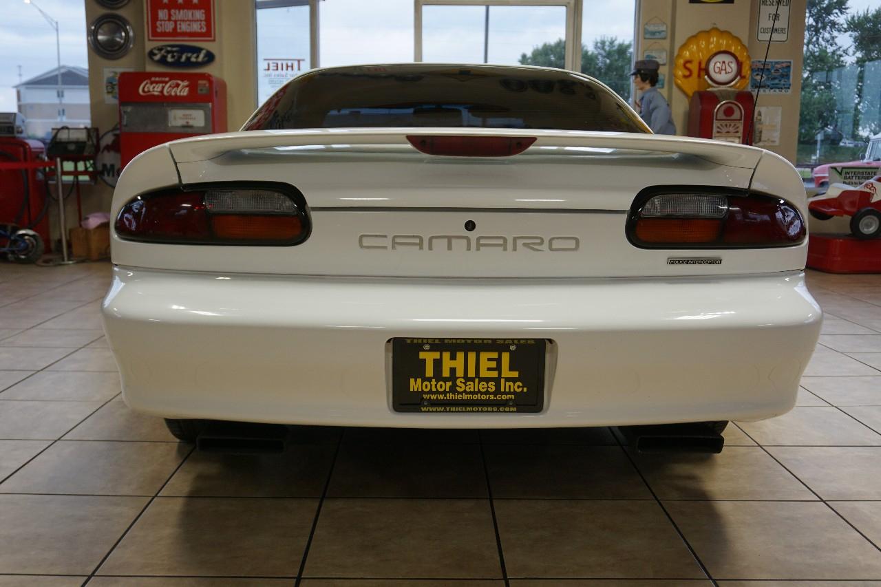 Chevrolet Camaro  2002