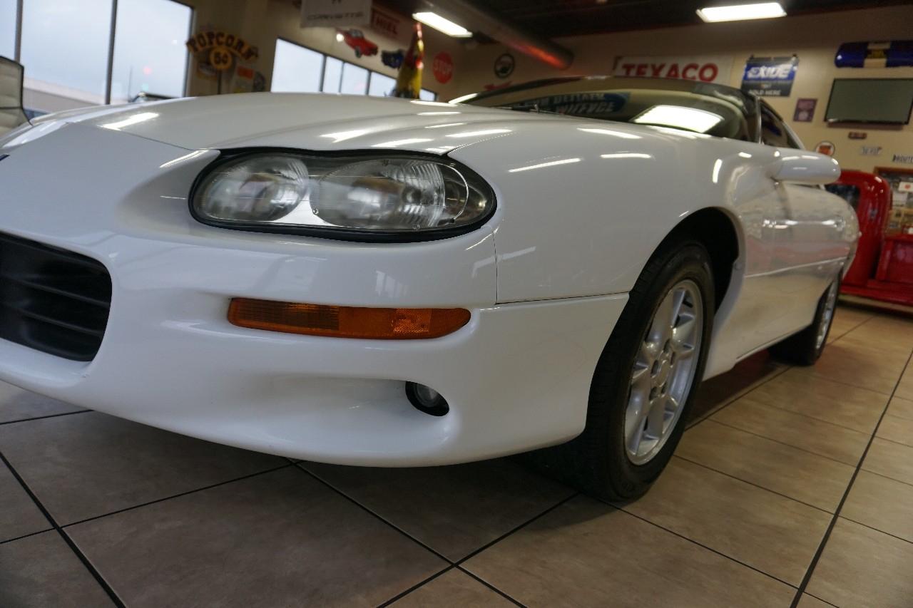 Chevrolet Camaro  2002