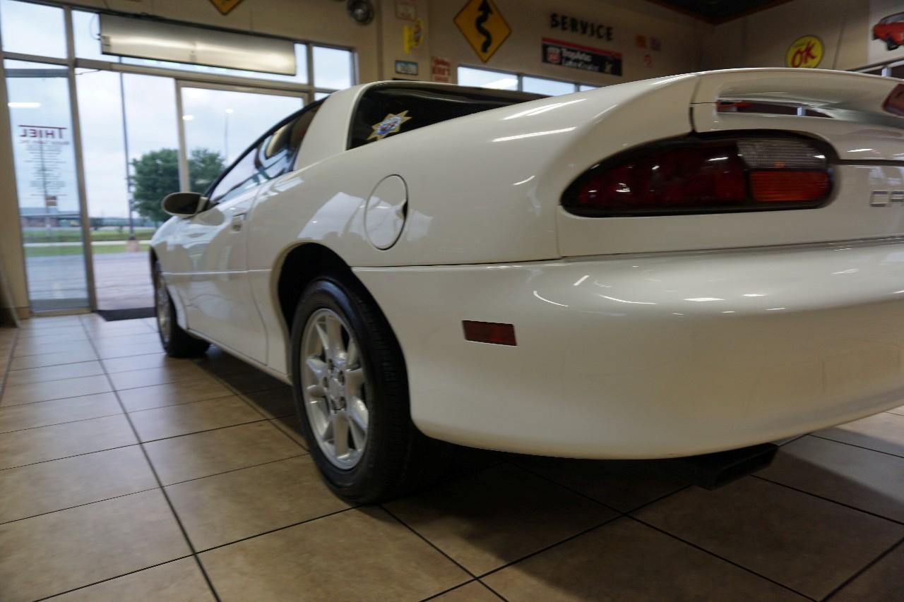 Chevrolet Camaro  2002